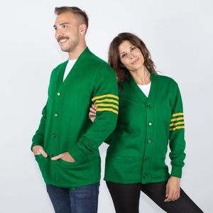 Cardigan en laine tricotée de qualité supérieure pour femmes et pull tricoté personnalisé en plusieurs couleurs pour unisexe - Product Image 1