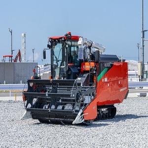Premium Agricultural Combine Harvester Offering High Efficiency Versatile Use And Strong Performance For Large Field Harvesting - Product Image 5