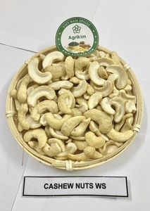 Nueces de Anacardo Enteras Blancas Crudas KPRO, Binh Phuoc, Vietnam - Humedad Máxima 5%, Grado WW240/320/180, Empaquetado en Bolsas al Vacío y Caja de Estaño, Confiable - Product Image 5