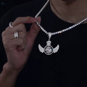 Colgante de Moissanita con Incrustaciones de Diamantes, Diseño de Globo Alado, Plata 925, de Lujo, con Temática Hip Hop, Bicolor, para Rapper, Collar con Colgante - Product Image 2