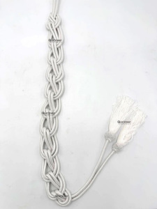Cinturón de Cuerda Blanco Premium para Vestimenta de Clérigo, para Ropa Eclesiástica - Product Image 2