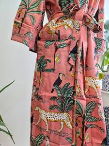 Bata Kimono de Algodón con Estampado de Selva, Bata de Baño Boho para Mujer, Suave y Ligera, 100% Algodón, Perfecta para Usar en Todas las Estaciones - Product Image 4
