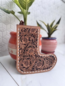 Nouveauté : Chaussette de Noël en cuir artisanal pour la famille, à suspendre au sapin ou au foyer, et sac cadeau pour la décoration de fête - Product Image 5