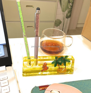 Porte-stylo et presse-papiers flottant multicolore en acrylique étanche de 14,5 cm avec motif animal pour décoration de bureau - Product Image 4