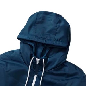 Veste coupe-vent imperméable respirante à capuche pour homme, style 2025, fabriquée au Pakistan - Product Image 4