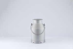 Bidón de Leche de Aleación de Aluminio de 10L, Contenedor Lácteo Resistente para Recolección, Almacenamiento, Transporte y Manipulación Higiénica de Leche - Product Image 4