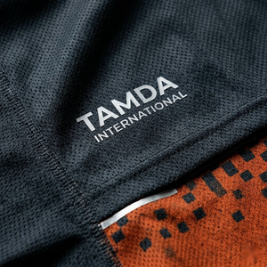 Camiseta Deportiva Personalizada con Logotipo, Nombre y Número |   Uniforme de Equipo de Manga Corta Transpirable con Estampado Digital Gráfico en Verde Azulado y Negro - Product Image 4