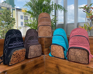 Venta caliente Western Hand Tooled & Boot Stitch Pink Suede Leather Chest Bag con mochila Floral Crossbody Sling Bag para mujer - Product Image 4