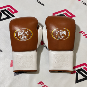 Gants de boxe à prix de gros, fabriqués au Pakistan, faits à la main, à lacets, pour l'entraînement, la gym, le combat, avec logo en relief - Product Image 1