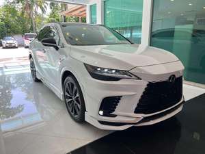 รับรถ SUV รุ่น Executive RX350 Sport Design Trim ปี 2025 - Product Image 6