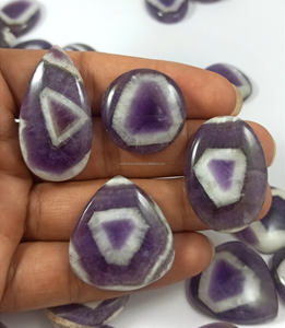 Améthyste naturelle Chevron lisse mélange forme dos plat Cabochon taille libre violet pierre précieuse en gros en vrac semi-précieux - Product Image 6
