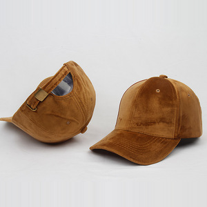 Luxury Velvet <b>Plain</b> <b>Cap</b> Adjustable Soft Casual Fashion Headwear Lightweight Breathable Outdoor Daily Use Hat For Men Women - Product Image 5