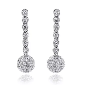 Pendientes Colgantes EtherStar con Diamante Cultivado en Laboratorio de 3.00ct, Corte Baguette, Lujosos, con Cadena de Oro de 18K, Bisel y Bola Pavé, Certificados por IGI - Product Image 1