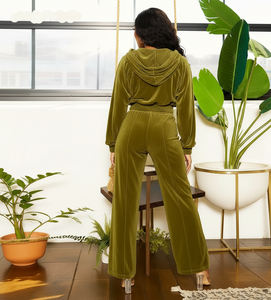 Ensemble de survêtement décontracté deux pièces pour femme, en velours 100 % coton, avec logo personnalisé, idéal pour l'hiver et l'entraînement - Product Image 2