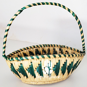 Traditional Boat-Shaped Seagrass <b>Basket</b> <b>with</b> <b>Handle</b> Eco-Friendly Mini Home Decor - Product Image 4