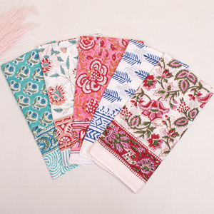 Pañuelo/bandana ecológico de primera calidad, accesorio de moda con estampado a bloques de primera calidad. - Product Image 5