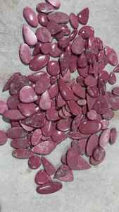 พลอยทูลไลท์ธรรมชาติทรงอิสระ ผิวเรียบ ขนาดคละแบบ สำหรับทำเครื่องประดับ ขายส่ง พลอยทับทิมสีชมพู 3 กก. - Product Image 3