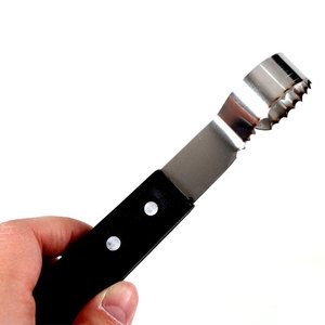 Rallador de Chocolate de Acero Inoxidable de Grado Alimenticio con Cuchilla Dentada de 35 mm, Herramienta para Decorar Pasteles y Chocolate, Rallador Ondulado para Repostería - Product Image 2