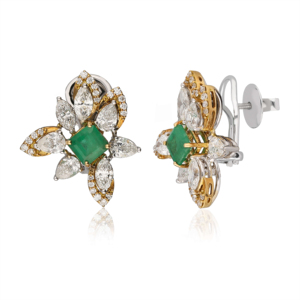 Pendientes de Lujo con Flores, Chapados en Oro de 18K, con Diamantes y Esmeralda Corte Marquesa en el Centro, Joyería para Mujer, para Bodas - Product Image 2