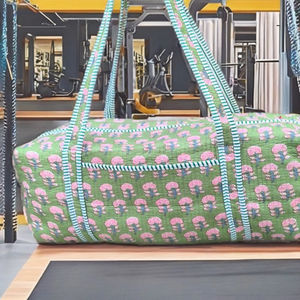 Bolsas de Viaje Deportivas de Gran Capacidad, Acolchadas de Algodón, Duraderas y de Lujo, con Diseños y Colores Personalizados, Estampadas a Mano, con Cierre de Cremallera - Product Image 3