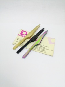 Pinzas para Cejas de Estilo Moderno para Mujer, Pinzas Profesionales de Precisión de Acero Inoxidable, Pinzas Inclinadas para Depilación - Product Image 1