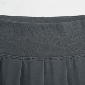 Jupe plissée mini pour femme, couleur unie, taille haute, respirante, en satin, style sportif japonais, pour l'été - Product Image 4