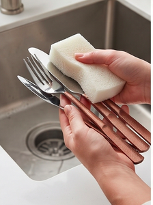 Ensemble de couverts minimalistes en acier inoxydable avec manches en cuivre, compatibles lave-vaisselle, pour mariage et repas à domicile - Product Image 3