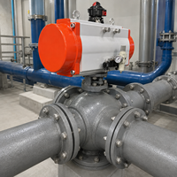 Vanne à boisseau sphérique pneumatique à trois voies en acier inoxydable pour projets de traitement de l'eau, connexion à bride stable pour usage industriel