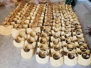 Bolsa de jacinto de agua, material de fibra de jacinto de primera calidad diseñado para bolsas de transporte reutilizables de Vietnam - Product Image 6