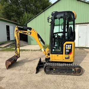 Mini-excavatrices CAT 302 CR très demandées, offrant d'excellentes performances, en vente à prix avantageux - Product Image 1