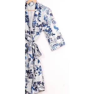 Kimono indien fait main en coton Kantha pour femme et homme, élégant, style japonais, patchwork floral, idéal pour la plage ou comme peignoir, cadeau d'été - Product Image 6