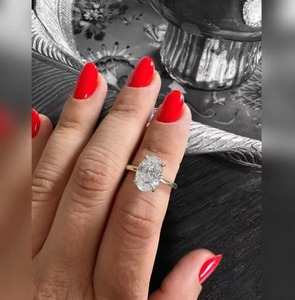 Bague de luxe en diamant de laboratoire taille ovale en argent sterling 925 pour femme, idéale pour les fiançailles, les mariages et les cadeaux d'anniversaire - Product Image 4