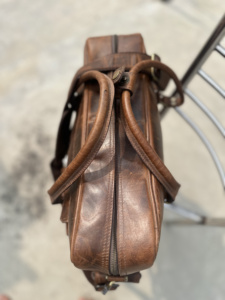 Sac messager en cuir véritable à imprimé animalier bohème pour femme avec fermeture éclair, durable pour le bureau et les voyages - Product Image 4