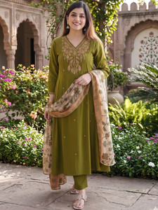 Grüner Traditioneller Rayon A-Linien Salwar Anzug für Damen mit Blumen-Dupatta, Normale Passform, Knöchellang, Freizeitkleidung Indien Pakistan - Product Image 3