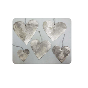 Ornements suspendus en forme de cœur en métal texturé, cœurs décoratifs, plusieurs tailles, boucles, finition argentée, écologiques, durables, Noël - Product Image 6
