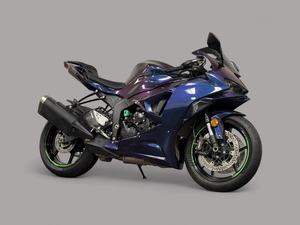 Moto d'occasion à vendre 2024 Kawasaki Ninja ZX-6R - Product Image 3