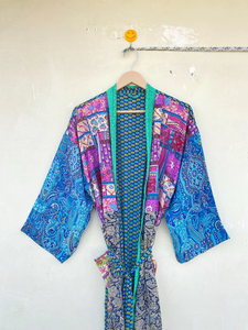 Kimono azul con cinturón Kimono rosa de seda Tela Sari de seda Bata de noche Vestido largo - Product Image 5