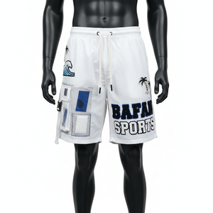 Shorts de baño de poliéster de secado rápido de alta calidad, 140 GSM, blancos y azules, con paneles de bolsillos tipo cargo, apliques bordados y logotipo personalizado para hombre. - Product Image 6