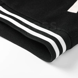 Veste d'hiver stylée de type varsity en tissu doux avec col en tricot côtelé et fermeture avant à boutons-pression durables - Product Image 5