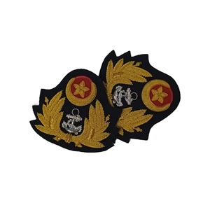 Mejor parche bordado artesanal de bullion sobre fieltro negro, insignia bordada para blazer, hecho a mano en Estados Unidos, tela de sarga de moda 2026 - Product Image 4