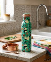 Vase Bouteille d'Eau en Cuivre Distinctif, Centre de Table Décoratif en Métal Fait Main pour Restaurants, Cafés, Hôtels et Intérieurs de Luxe