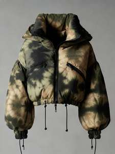 Chaqueta Acolchada Tie Dye CLOVIX para Mujer, Abrigo de Invierno Morado y Negro con Mangas Abullonadas, Cuello Alto y Cierre de Cremallera, Largo Corto - Product Image 6