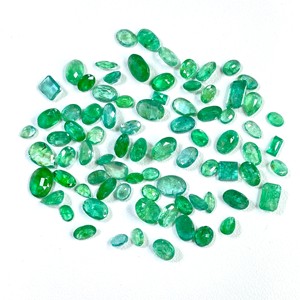 Esmeralda Zambiana 100% Natural, 3x4-6x4mm, Formas Mixtas, 59.65 Quilates, Color Verde Azulado, Gema Suelta para Joyería al Mejor Precio - Product Image 2