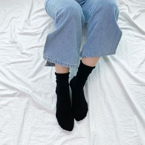 Chaussettes pour femmes, couleur unie, mélange de coton, respirantes, tricotées, pour un usage quotidien, style automne, coupe classique - Product Image 5
