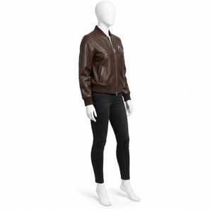Chaqueta de Cuero Casual para Mujer con Construcción Duradera, Ajuste Cómodo y Costuras Impecables que Ofrecen un Acabado Suave - Product Image 6