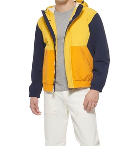 Veste coupe-vent à fermeture éclair en tissu polyester, chaude, résistante à l'usure, style rétro, color block, grande taille, avec capuche, pour homme - Product Image 2