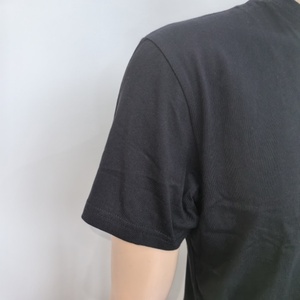 Camiseta de Fábrica de Algodón 100% de Alto Gramaje, Corte Holgado Formal, con Diseño de Letras Bordadas y Serigrafiadas, y Tejido de Worsted - Product Image 3