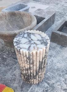 Table d'appoint/de finition/de décoration moderne ronde en marbre Calacatta de luxe, écologique, pour salon, hôtel, par Agra Heritage - Product Image 2