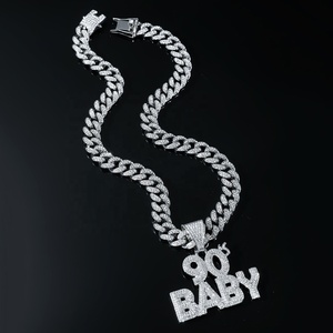 قلادة مرصعة بالكريستال بتصميم '90'S BABY' مطلية بالذهب مع سلسلة كوبية، مجوهرات هيب هوب براقة بطابع التراث الـ 90يات، إكسسوارات الشارع، قلادة '90s Baby' - Product Image 6