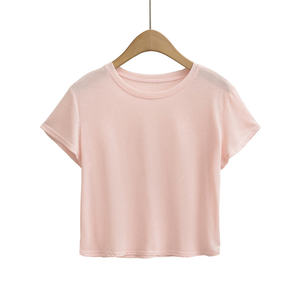 T-shirt court essentiel minimaliste rose pâle pour femme 2026 – Coupe ajustée en coton uni à manches courtes, décontracté, basique, été, rose blush HD - Product Image 1